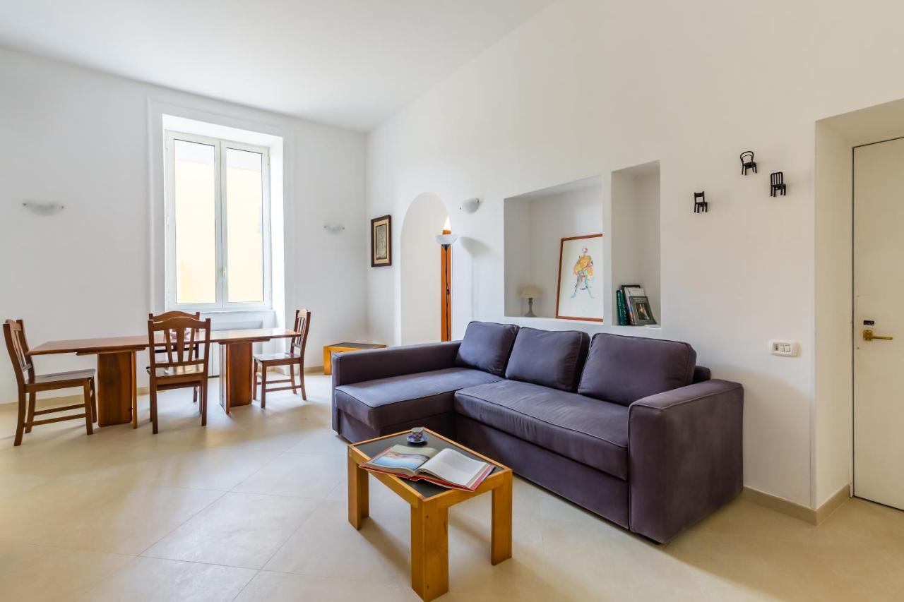 Orsola Comfort House By Napoliapartments Екстер'єр фото