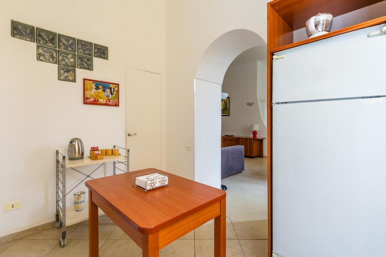 Orsola Comfort House By Napoliapartments Екстер'єр фото